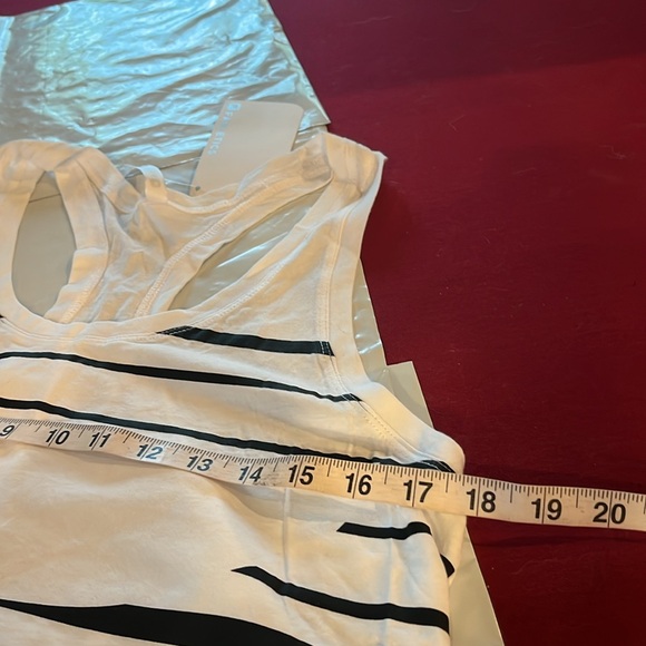 Fabletics 2XL Aventura TANK TOP new White black stripes Racerback WOMENS cotton - Picture 9 of 14